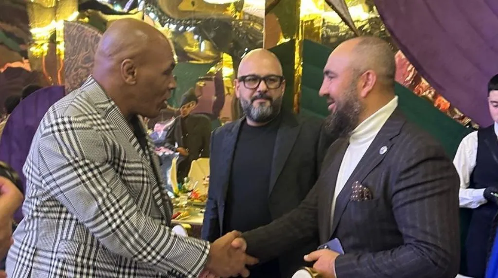 Serdar Avcı | Şampiyon Boksör, Antrenör ve WBC Başkanı